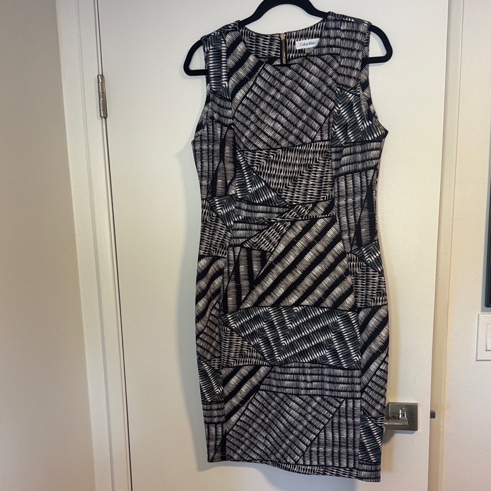 Calvin Klein Black and White Geometric Midi Dress